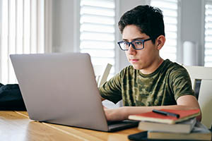 child on laptop